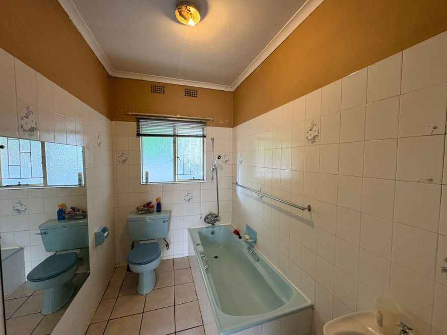 3 Bedroom Property for Sale in Lower Bo-dorp North West